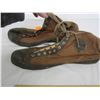 Image 3 : Antique Sneakers Rubber Soled Canvas Topped Bulldog Brand