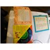 Image 2 : 3 VINTAGE CHILD RECORDS AND BOOKLETS