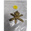 Image 3 : ORIGINAL WWI/WWII CANADIAN ROYAL ORDANANCE CORP. MEDAL.  WWII CANADIAN MACHINE GUN CORP. CAP BADGE.