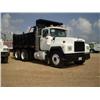 Image 1 : MACK RD600GK T/A DUMP TRUCK, s/n 1M3P114K3NM001230: