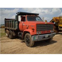 CHEVROLET KODIAK 70 T/A DUMP TRUCK, s/n 1GBS7D4Y6JV107221: