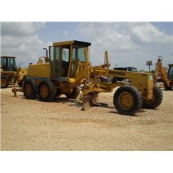 DRESSER 830 MOTOR GRADER, s/n G380002U101009: