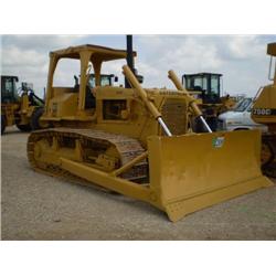 CATERPILLAR D6D CRAWLER TRACTOR, s/n 04X10037: