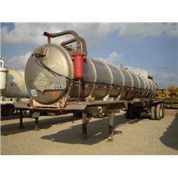 HEIL STAINLESS STEEL 120 BARREL T/A VACUUM TRAILER, s/n H37659:
