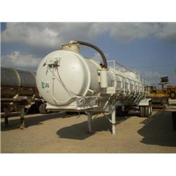 EAGLE 100 BARREL T/A VACUUM TRAILER, s/n 1VT199A010800130B: