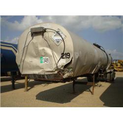 FRUEHAUF 6500 GALLON T/A INSULATED ASPHALT TRAILER, s/n 0MM497102: