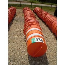 CONSTRUCTION ZONE WARNING BARRELS