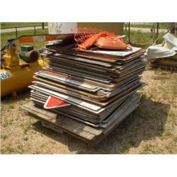 ASSORTED CONSTRUCTION SIGNS