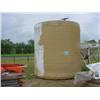 Image 1 : 7000 GALLON FIBERGLASS TANK W/AGITATOR