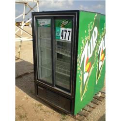 MASTERBUILT ELECTRIC REACH IN BEVERAGE COOLER