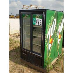 MASTERBUILT ELECTRIC REACH IN BEVERAGE COOLER