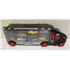 Image 1 : HOTWHEELS TRUCK CASE W 30+ CARS