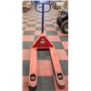 Image 2 : BAILIFF SEIZED: RED & BLACK CE 3000KG PALLET JACK