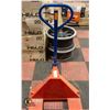 Image 2 : BAILIFF SEIZED: ORANGE AND BLUE WS PALLET JACK