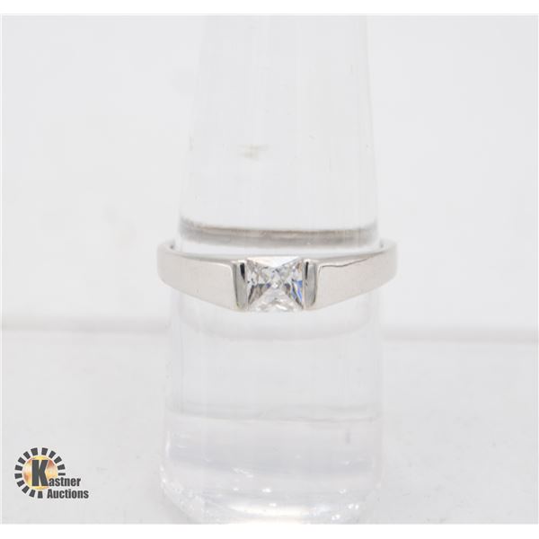 SILVER RING 925 SIZE 8.5
