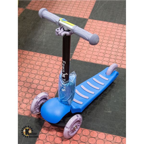 NEW FAWN TOYS 3 WHEEL JUNIOR KICK SCOOTER