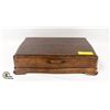 Image 2 : VINTAGE CUTLERY IN WOODEN CUTLERY BOX