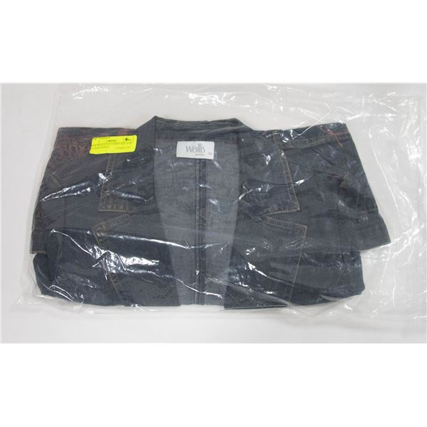 NEW WALLIS JEAN SHIRT SIZE 10 W/ FLOWER DESIGN