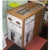 Image 1 : NEW GLACIER BAY TOILET WITH NO TANK