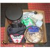 Image 1 : BOX WITH ROUND STEP-CAN GARBAGE CAN WITH