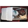 Image 1 : TOTE W/ PLASTIC CAMPING DISHES, SET OF MUGS,