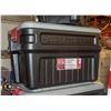 Image 1 : NEW RUBBERMAID ACTION PACK LOCKABLE TOTE 90.8 LITR