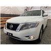 Image 2 : 109 - 2014 NISSAN PATHFINDER, WHITE, 222754 KMS, FRONT WHEEL DRIVE