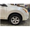 Image 25 : 105 -- 2011 NISSAN ROGUE, WHITE, 214637 KMS, ALL WHEEL DRIVE