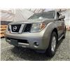 Image 2 : 120 -- 2005 NISSAN PATHFINDER LE, BROWN, 256704 KMS, 4X4