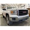 Image 8 : 157 -- 2014 GMC SIERRA 1500, WHITE, 269017 KMS, 4X4