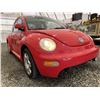 Image 8 : 33 -- 1999 VOLKSWAGEN BEETLE GLS, RED, 110513(TMU) KMS, FRONT WHEEL DRIVE