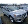 Image 8 : 119 -- 2018 FORD ESCAPE SE, GRAY,  TMU KMS, FOUR WHEEL DRIVE