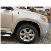 Image 25 : 107 -- 2007 TOYOTA RAV 4, SILVER, 192881 KMS, FOUR WHEEL DRIVE
