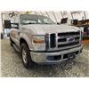 Image 8 : 153 -- 2008 FORD F250 SUPER DUTY, SILVER, 221135 KMS, REAR WHEEL DRIVE