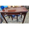 Image 1 : 613 -- VINTAGE KNECHTEL DINING TABLE WITH THREE ADDITIONAL LEAVES