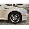 Image 25 : 24 -- 2008 CADILLAC STS, WHITE, 198897 KMS