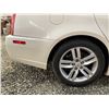 Image 27 : 24 -- 2008 CADILLAC STS, WHITE, 198897 KMS