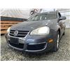 Image 2 : 26 -- 2009 VW JETTA WAGON, SILVER, 222379 KMS, FRONT WHEEL DRIVE