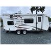 Image 2 : 259 -- 2013 CREEKSIDE TRAVEL, WHITE
