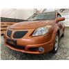 Image 2 : 15 -- 2005 PONTIAC VIBE, ORANGE, 176967 KMS, FRONT WHEEL DRIVE