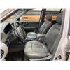 Image 52 : 2 -- 2004 HYUNDAI SANTE FE, WHITE, 322302 KMS, ALL WHEEL DRIVE  "NO RESERVE"