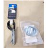 Image 2 : 341 -- BOX OF SOFT VINYL GRIP KEY CLIPS, AND HANGING HARDWARE