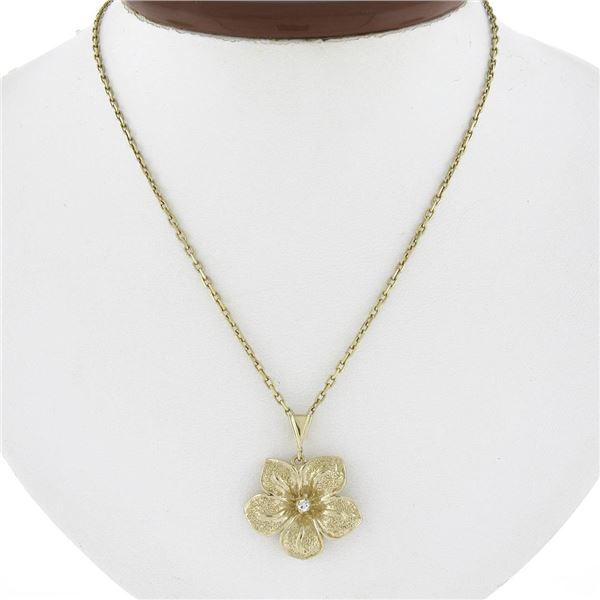 Solid 14k Yellow Gold 0.04 ctw Diamond Detailed Textured Flower Pendant Necklace