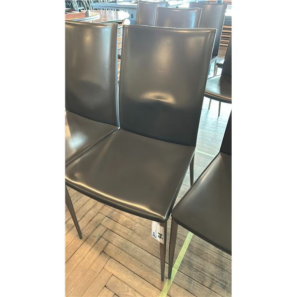 ITALDESIGN UPHOLSTERED DINING CHAIR
