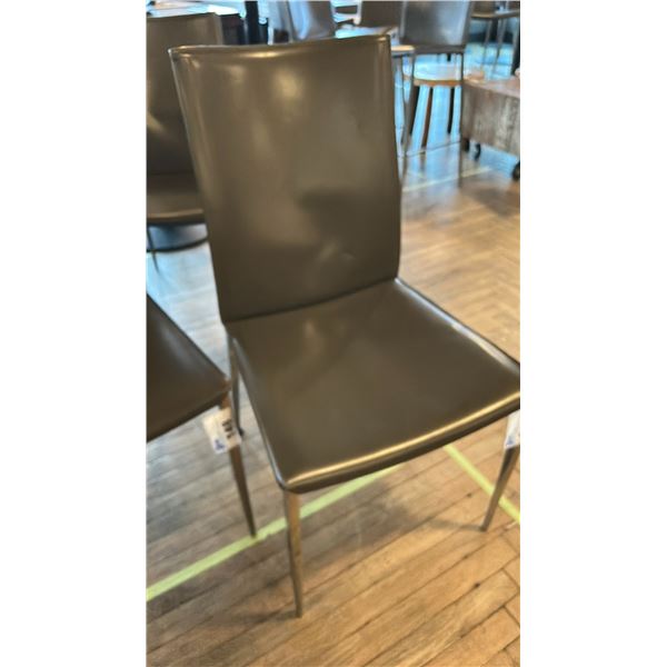 ITALDESIGN UPHOLSTERED DINING CHAIR