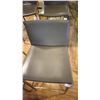 Image 2 : ITALDESIGN UPHOLSTERED BAR STOOL