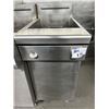 Image 2 : QUEST 17"W GAS DEEP FRYER