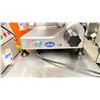 Image 2 : GLOBE COMMERCIAL SLICER. SELF SHARPENING. MODEL G12