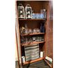 Image 1 : VERY LARGE GROUP LOT OF DECOR TYPE ITEMS. VASES, CANDLE HOLDERS, DISPLAY STAND, ETC. (NOTE THAT THE