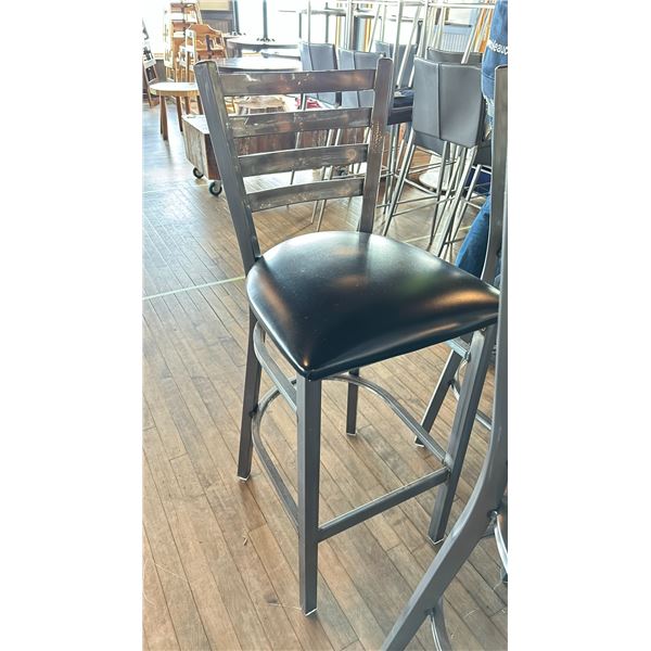 GLOSS BRUSHED GREY METAL BAR STOOL.
